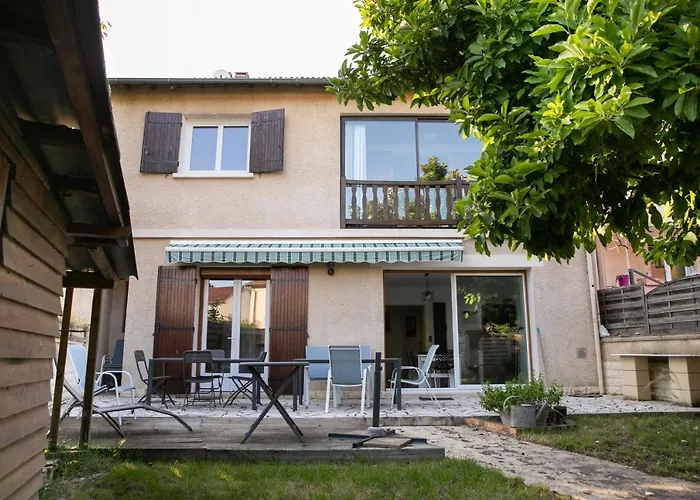 Maison avec jardin à 2mn du centre